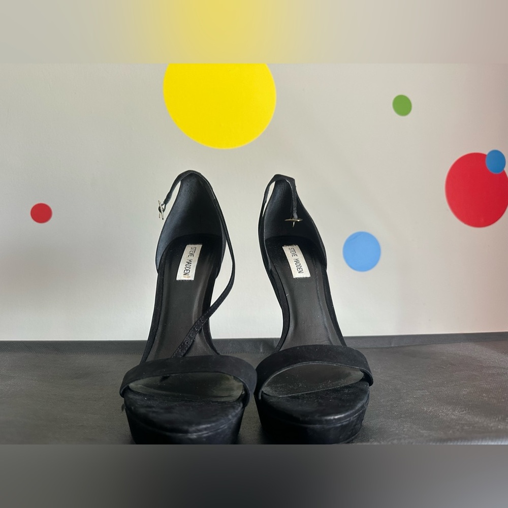 Steve Madden Black Minimalist Heels